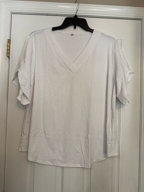 Women’s Classic V-Neck Tee - White